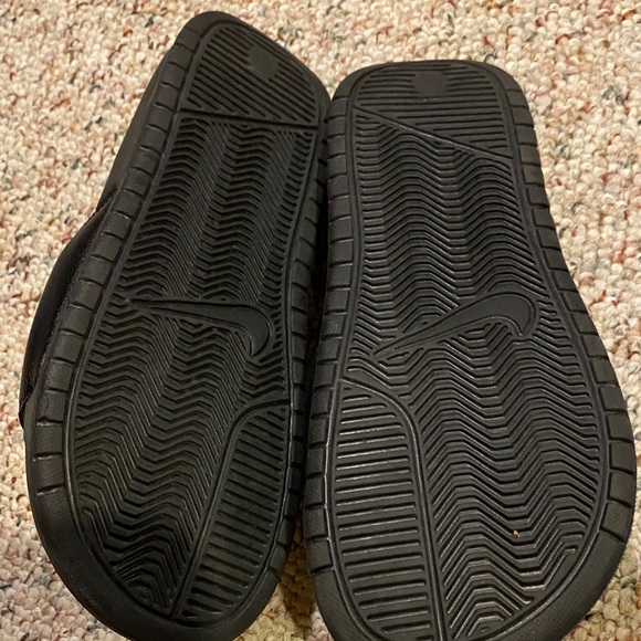 Nike Black and White Slide Sandals - Picture 2 of 3